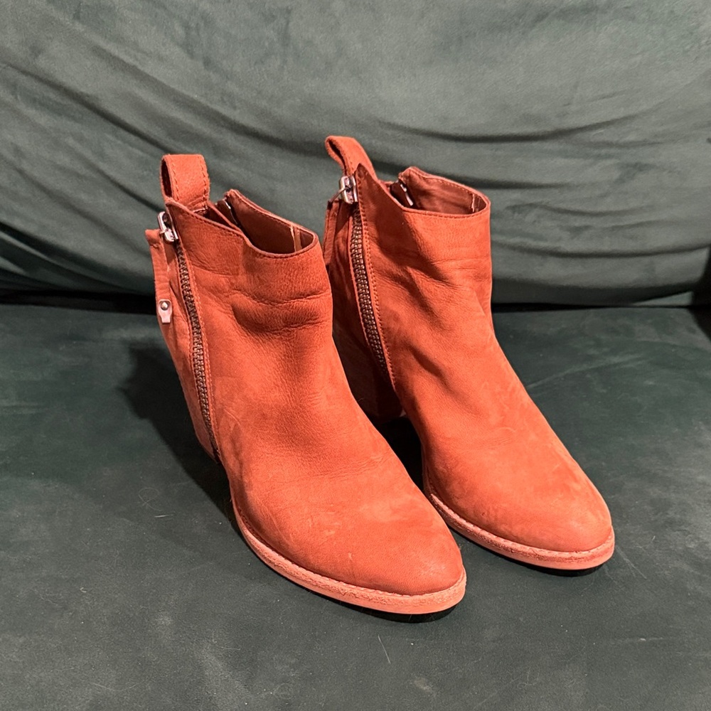 Dolce Vita Rust Ankle Booties